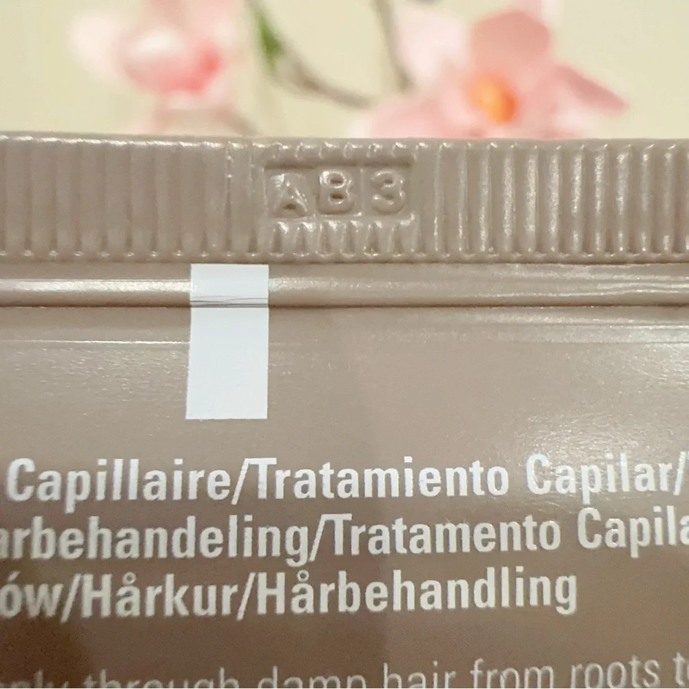 Aveda damage remedy™ intensive restructuring treatment 150ml/5oz - Picture 4 of 5